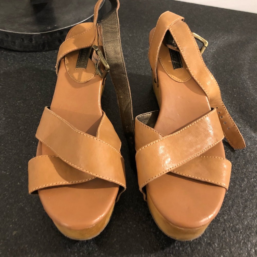 Tan leather wedges